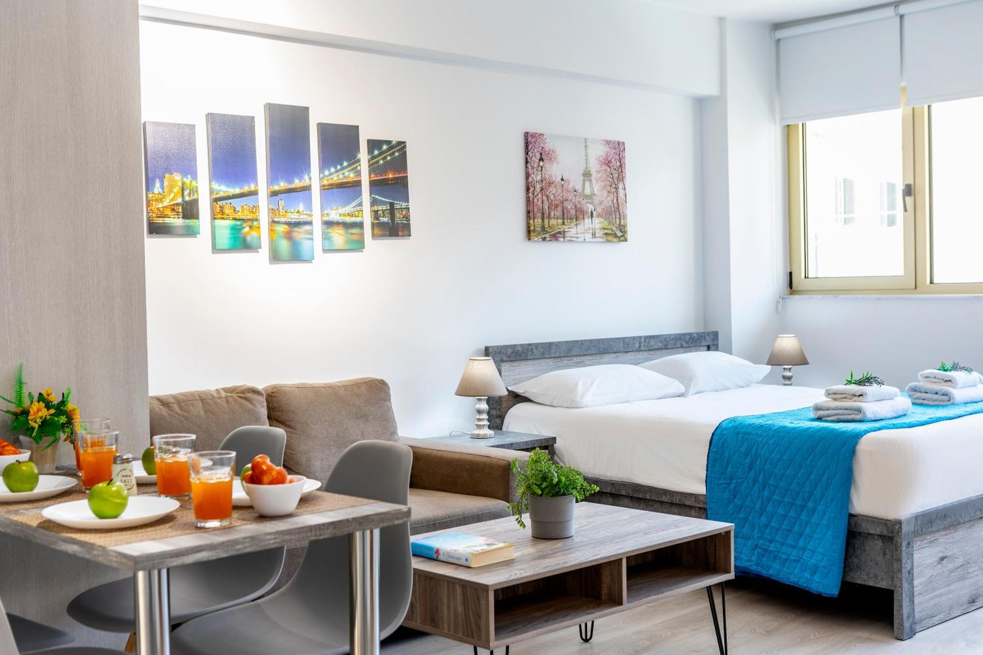 C-Premium Apts 100M From Beach And City Centre Larnaca Bagian luar foto